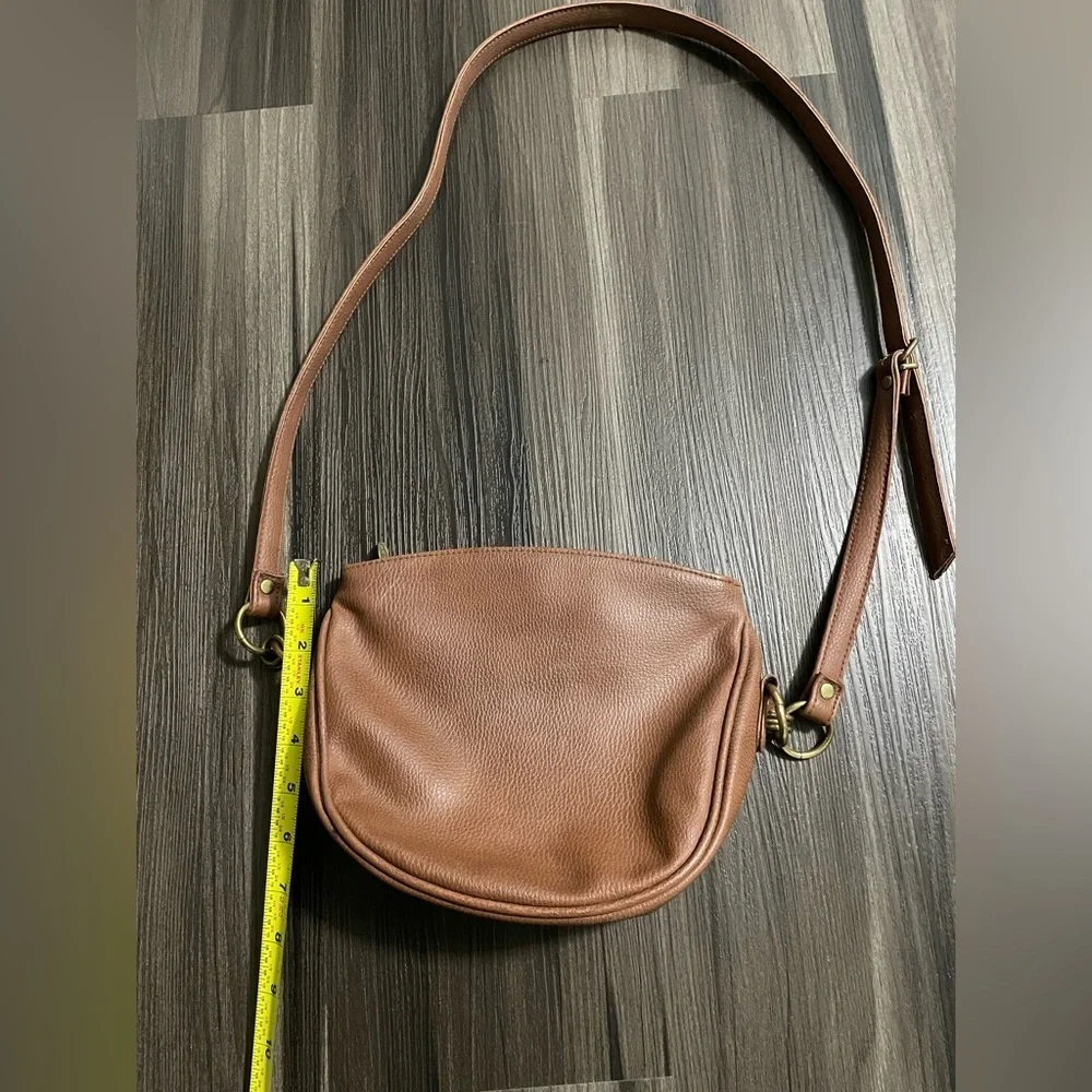 Liz Claiborne Tan Leather Tote